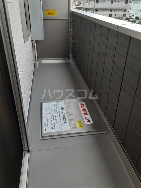 14/27 バルコニー