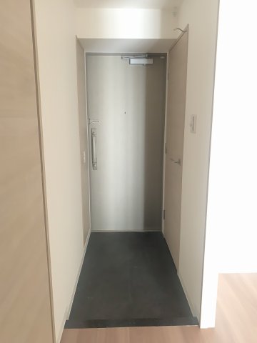 14/30 玄関
