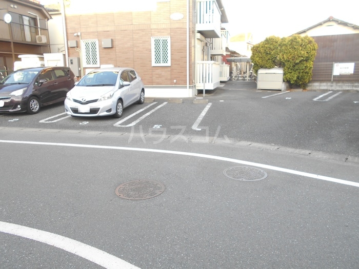 20/20 駐車場