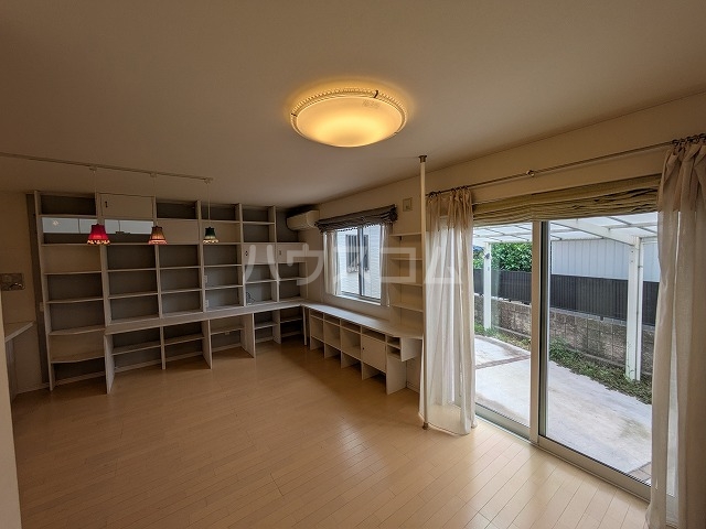 5/30 リビング/ダイニング