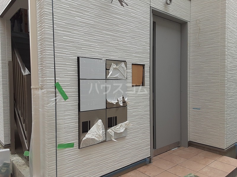 22/28 エントランス