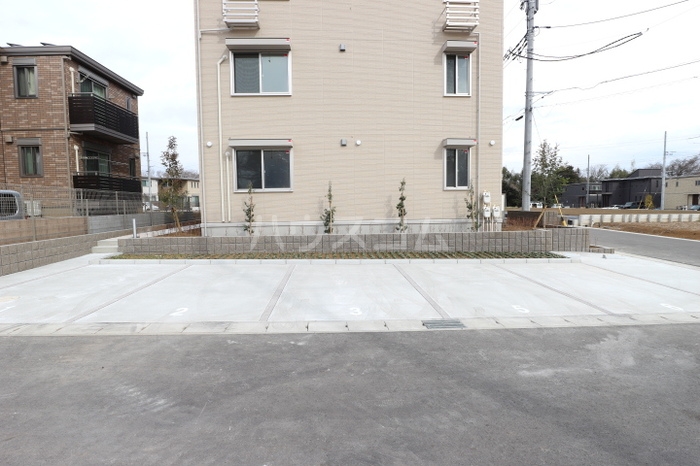 15/26 駐車場
