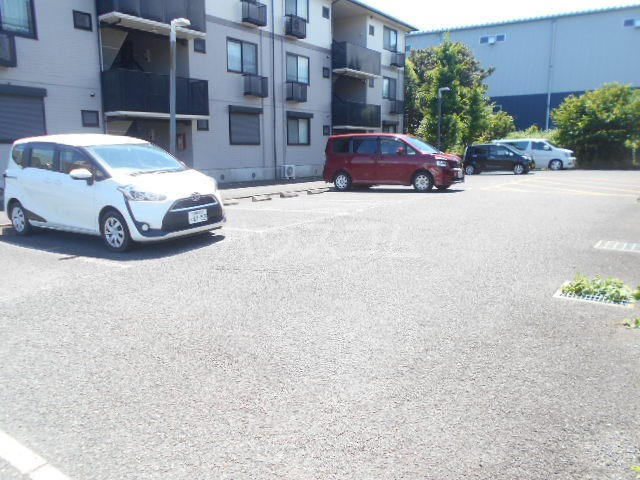 26/30 駐車場