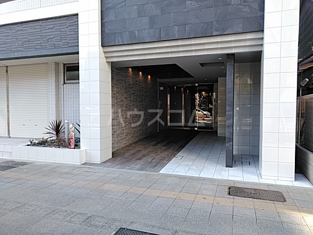 17/24 エントランス