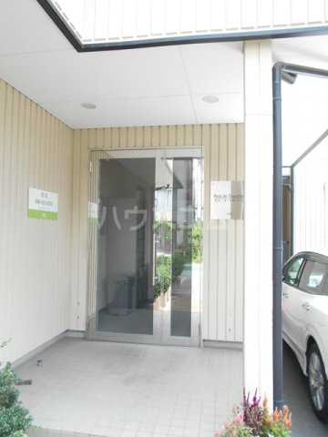 2/4 エントランス