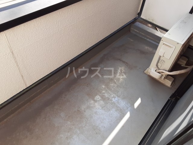 13/23 バルコニー