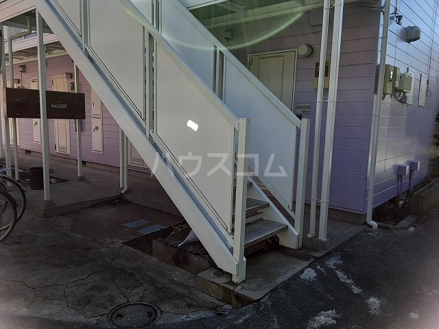 18/28 エントランス