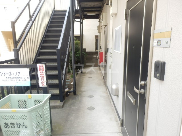 14/23 エントランス