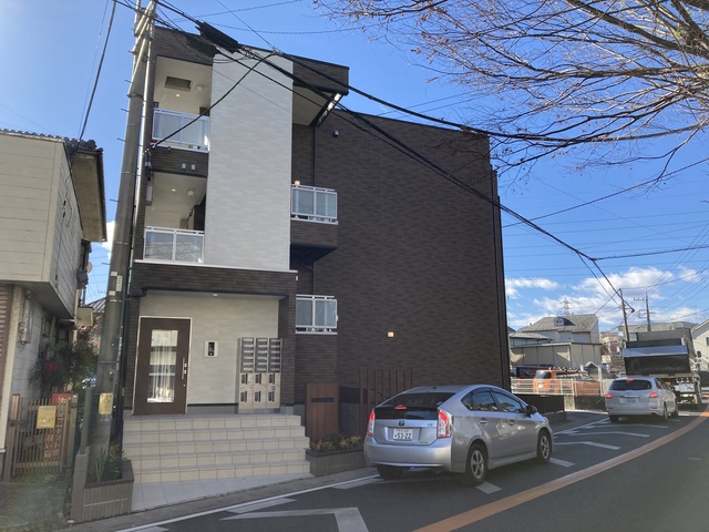 19/29 エントランス