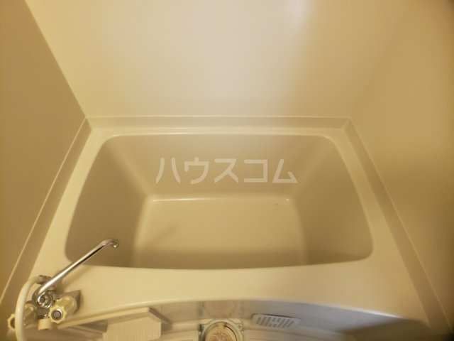 16/30 浴室