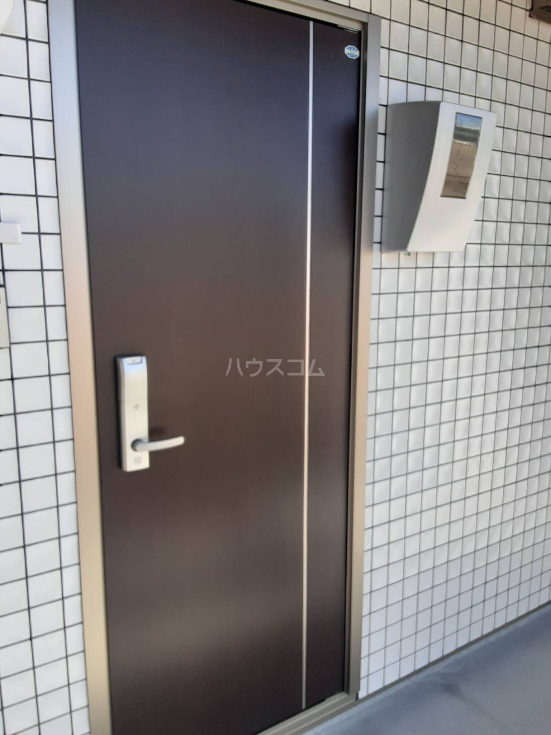 2/3 エントランス