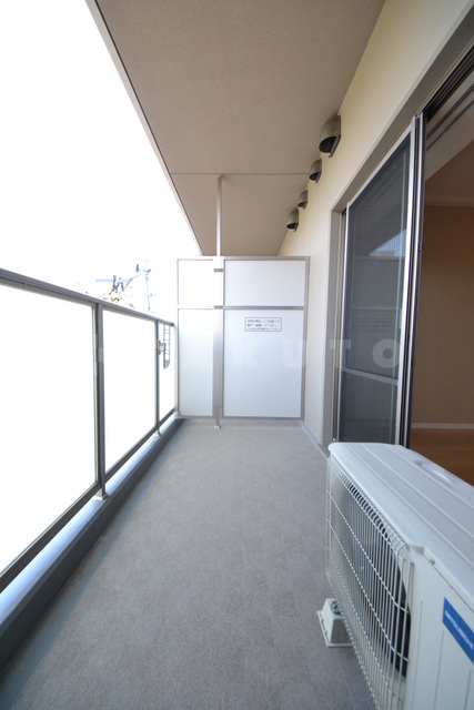 14/27 バルコニー