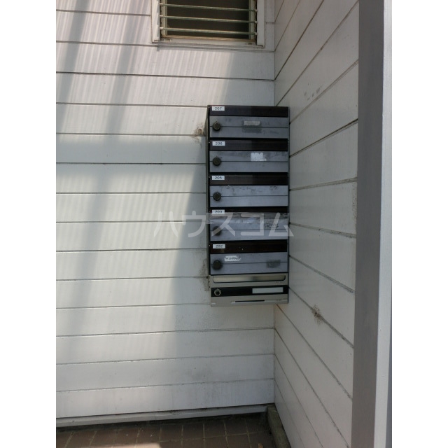 20/30 エントランス