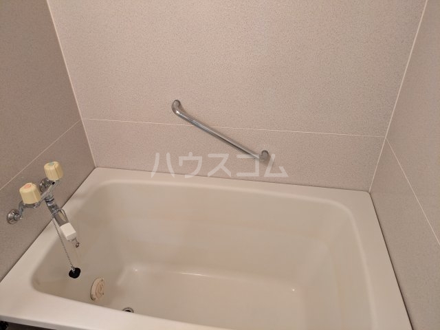 16/30 浴室