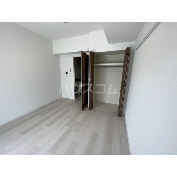 19/23 エントランス