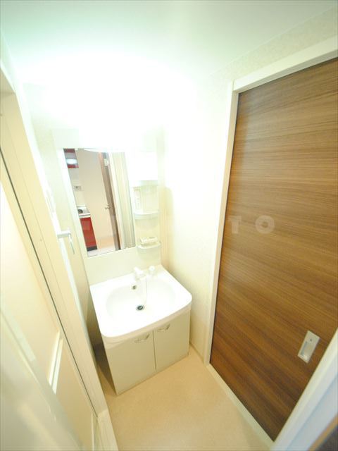 13/30 洗面
