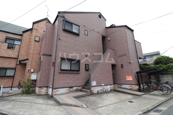 2/7 駐車場