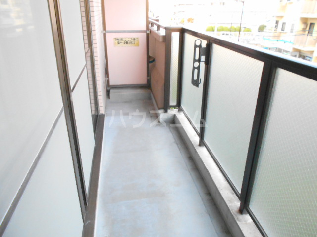 20/30 バルコニー