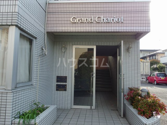 25/30 エントランス