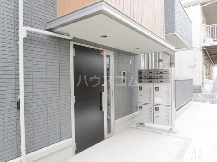 17/25 エントランス