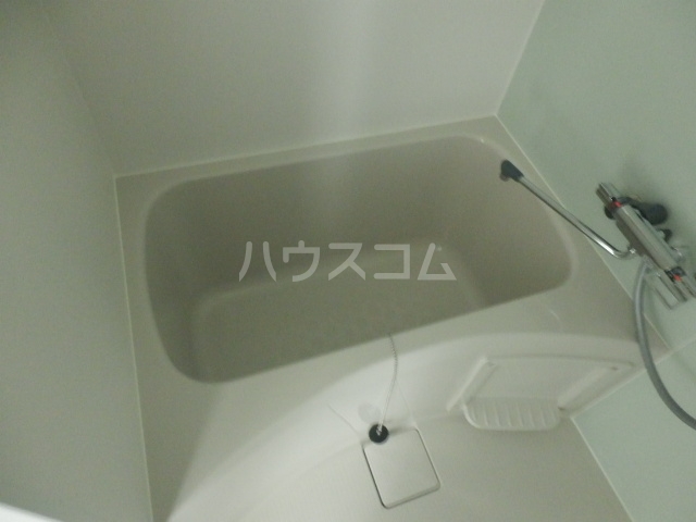 14/30 浴室