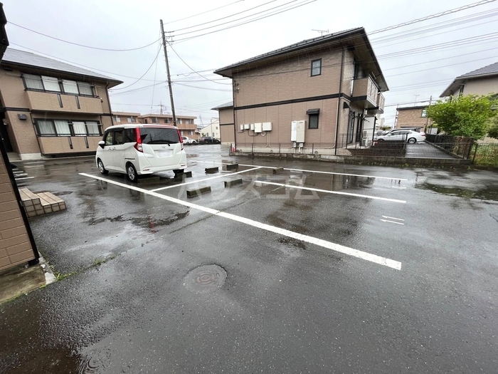 18/30 駐車場