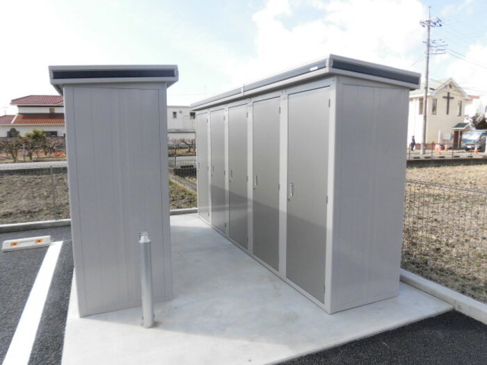 18/19 エントランス