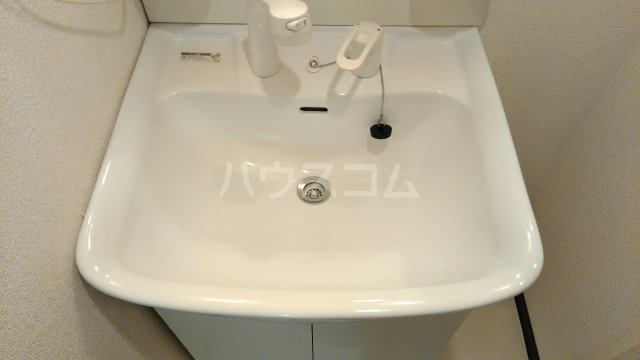 13/30 洗面