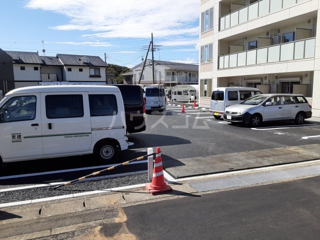 24/29 駐車場