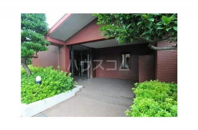 29/30 エントランス