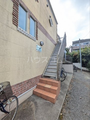 29/30 エントランス