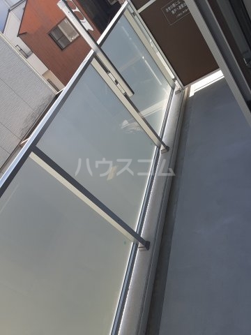 13/19 バルコニー