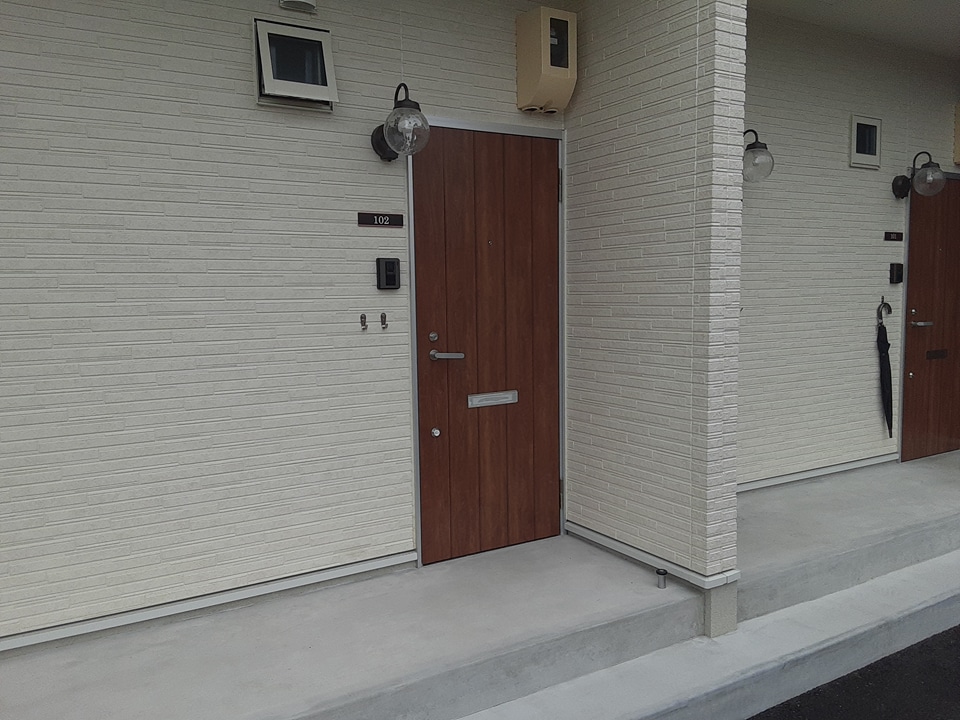 28/30 エントランス