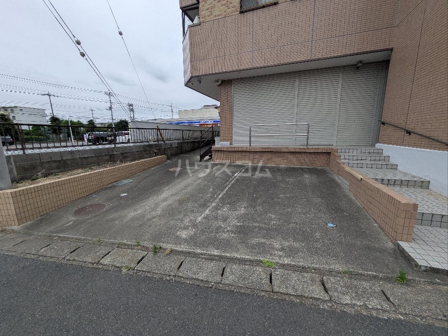 19/24 駐車場