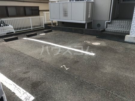 14/21 駐車場