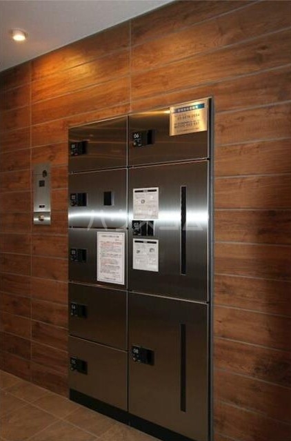 2/13 エントランス