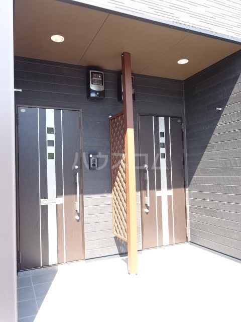 13/20 エントランス