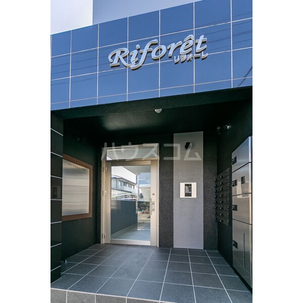 19/24 エントランス