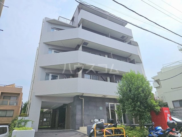 ラティエラ都立大学の外観