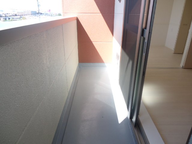 19/25 バルコニー