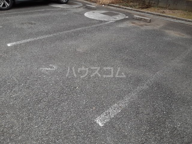 26/30 駐車場