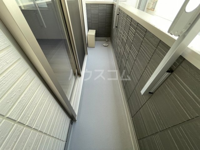 20/28 バルコニー