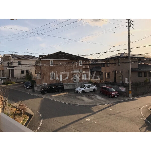 14/19 駐車場