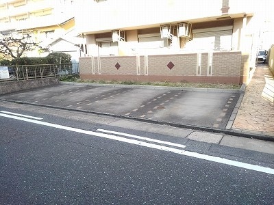 21/30 駐車場