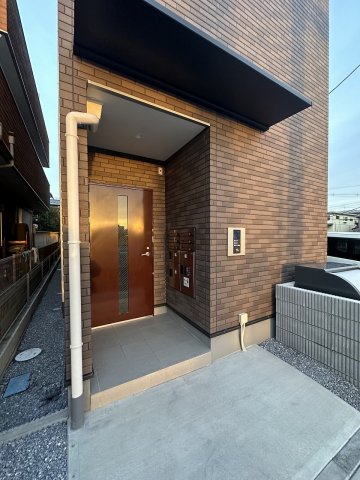 2/5 エントランス