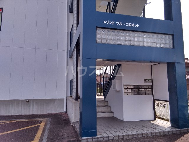 19/28 エントランス