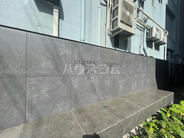 21/30 エントランス