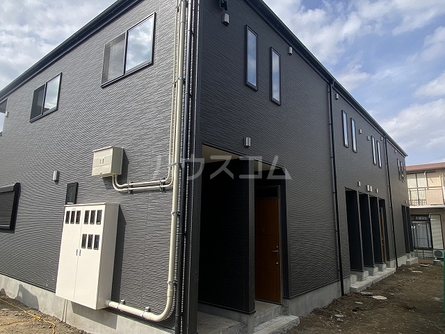 28/30 エントランス