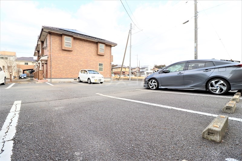 22/30 駐車場