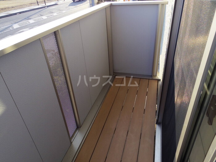 13/18 バルコニー
